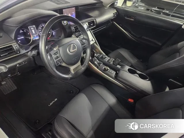 Lexus New IS300 2018 Белый из Кореи, фото 4