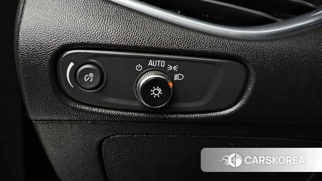 Chevrolet (GM Daewoo) All New Malibu 2018 Черный из Кореи, фото 4