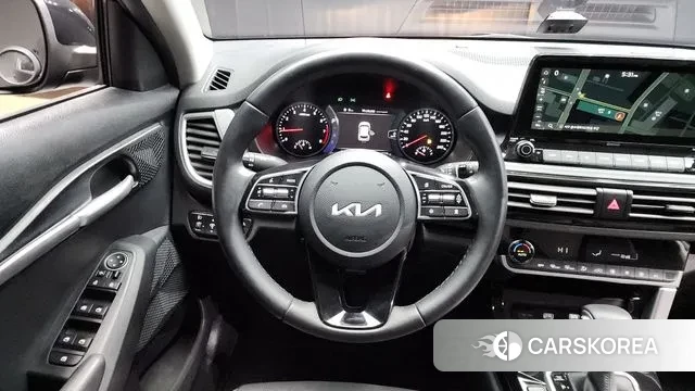 Kia Seltos 2022 Черный из Кореи, фото 4