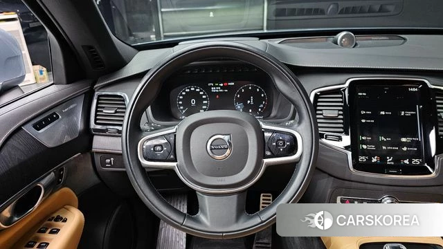 Volvo XC90 second Generation 2021 Светло-серебряный цвет из Кореи, фото 4