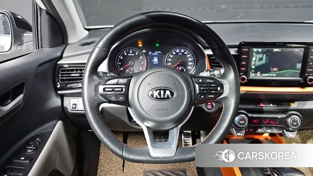 Kia Stonic 2019 Белый из Кореи, фото 4
