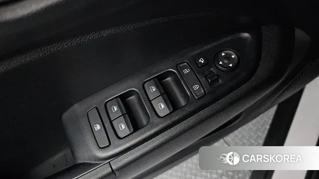 Hyundai Venue 2019 Белый из Кореи, фото 4