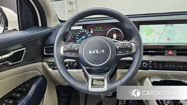 Kia Sportage 5th Generation Hybrid 2023 Белый из Кореи, фото 4