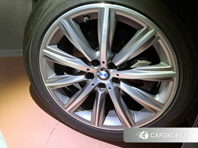 BMW 5 Series (G30) 2019 Черный из Кореи, фото 4