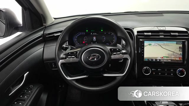 Hyundai Tucson (NX4) 2022 Серебристо-серый из Кореи, фото 4