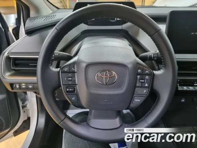 Toyota Prius 5th Generation 2023 Белый из Кореи, фото 4