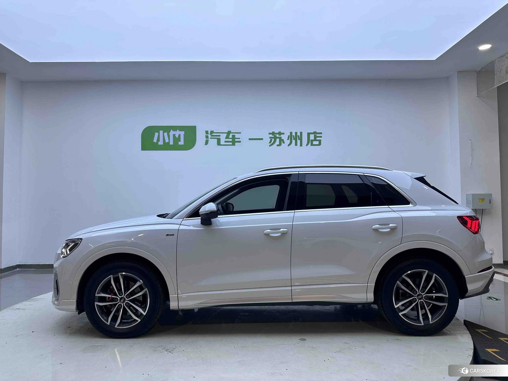 Audi Q3 2022 Белый из Китая, фото 4