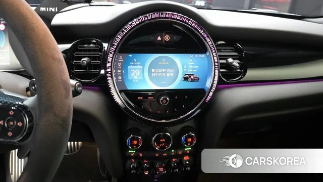 Mini Cooper S 2023 Жемчужный цвет из Кореи, фото 4