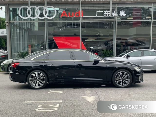 Audi A6L 2023 Черный из Китая, фото 4