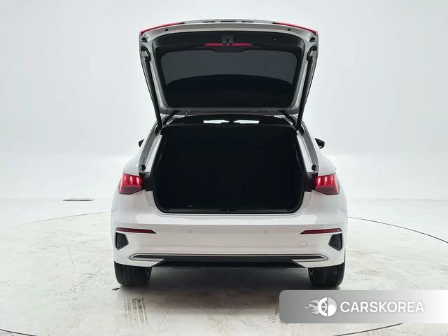 Audi A3 2021 Белый из Китая, фото 4