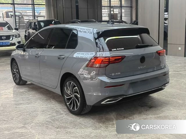 Volkswagen Golf 2022 Серебристо-серый из Китая, фото 4