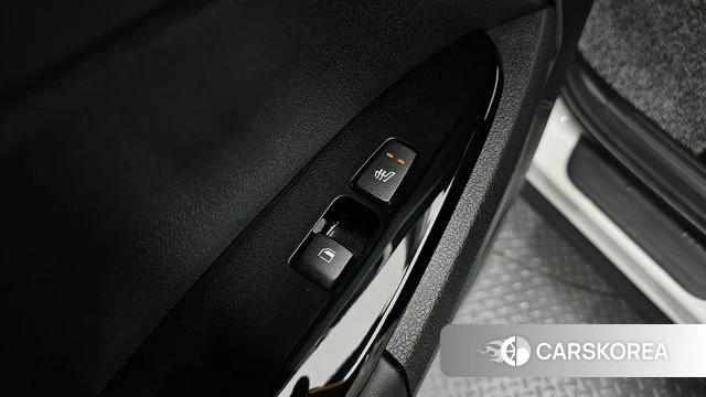 Kia Sportage 5th Generation Hybrid 2023 Белый из Кореи, фото 4