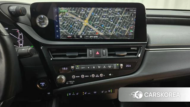 Lexus ES300h 7th generation 2022 Белый из Кореи, фото 4