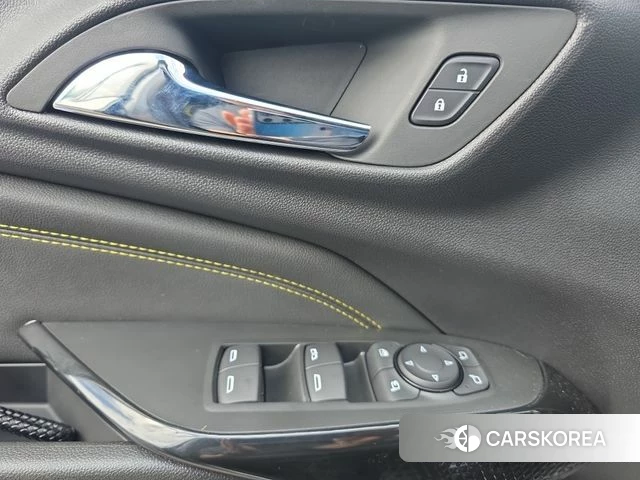 Chevrolet (GM Daewoo) Trax Crossover 2026 Серый из Кореи, фото 4