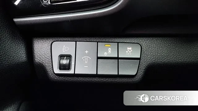 Kia Stonic 2018 Красный из Кореи, фото 4