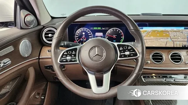 Mercedes-Benz E-Class W213 2019 Белый из Кореи, фото 4