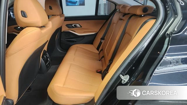 BMW 3 Series (G20) 2025 Черный из Кореи, фото 4