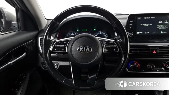 Kia Seltos 2019 Серебристо-серый из Кореи, фото 4