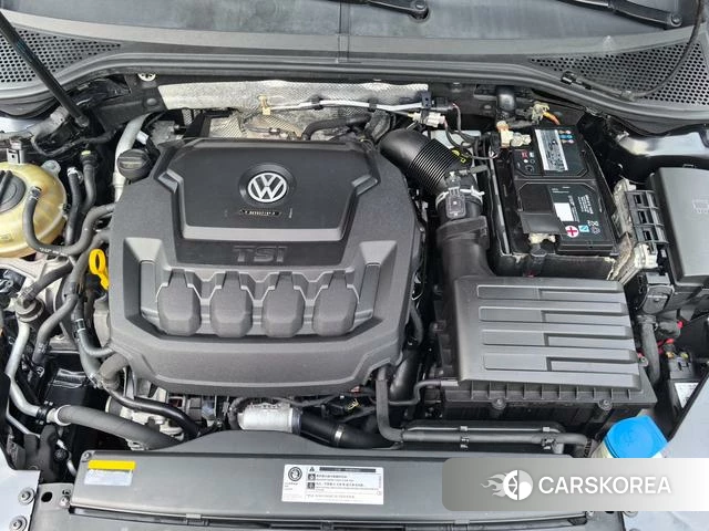 Volkswagen Magotan 2019 Черный из Китая, фото 4