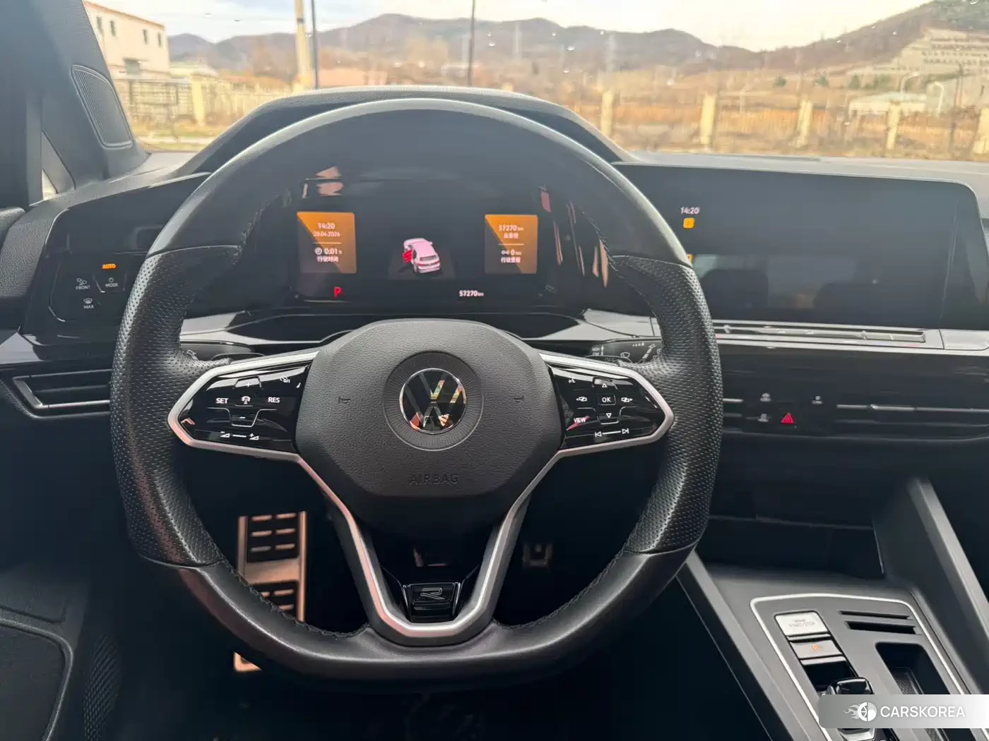 Volkswagen Golf 2022 Белый из Китая, фото 4