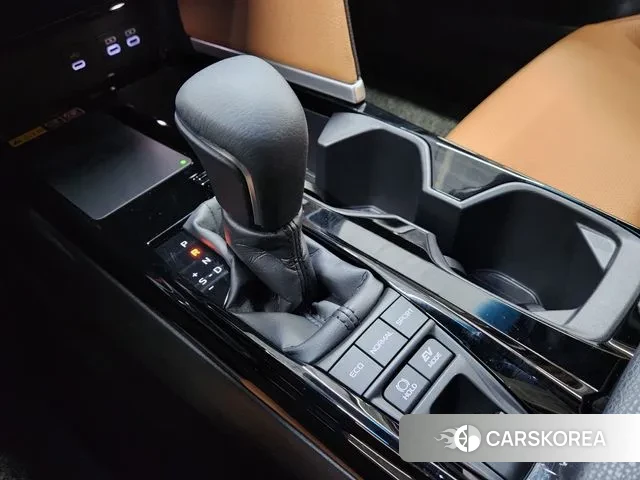 Toyota Camry (XV80) 2025 Серый из Кореи, фото 4