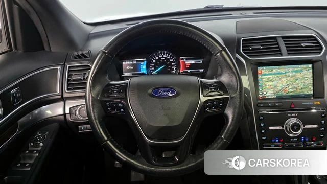 Ford Explorer 2018 Белый из Кореи, фото 4