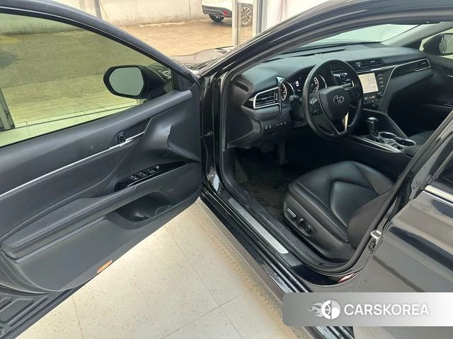Toyota Camry 2018 Черный из Китая, фото 4