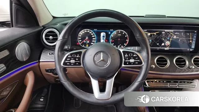 Mercedes-Benz E-Class W213 2019 Белый из Кореи, фото 4