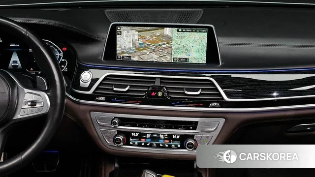 BMW 7 Series (G11) 2021 Цвет галактики из Кореи, фото 4