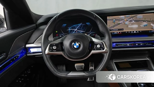 BMW 7 Series (G70) 2023 Черный из Кореи, фото 4