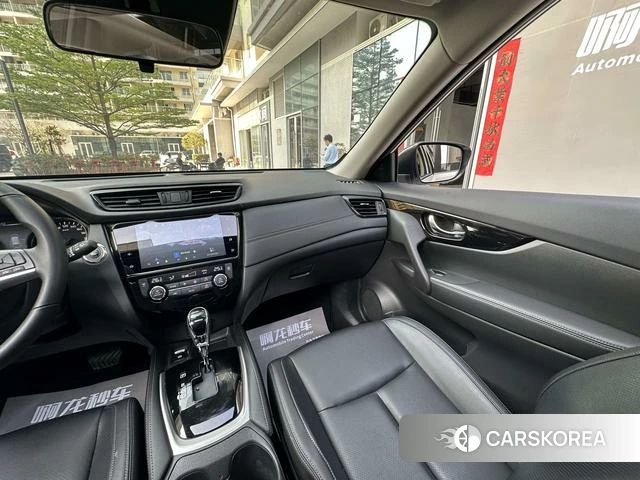 Nissan Qijun 2025 Белый из Китая, фото 4