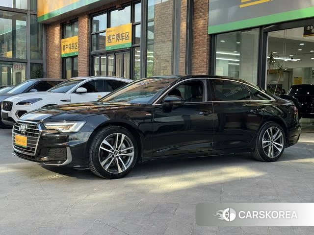 Audi A6L 2022 Черный из Китая, фото 4