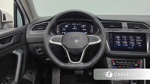 Volkswagen Tiguan second Generation 2021 Белый из Кореи, фото 4