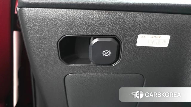 Ssangyong Torres 2023 Красный из Кореи, фото 4