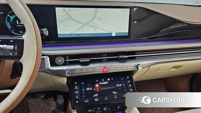 Hyundai Grandeur Hybrid (GN7) 2023 Белый из Кореи, фото 4