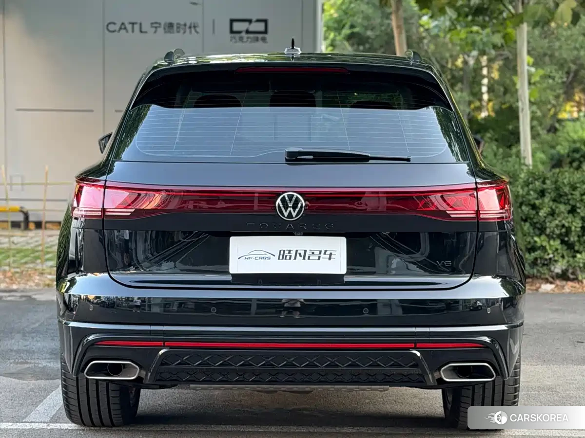 Volkswagen Touareg 2026 Черный из Китая, фото 4
