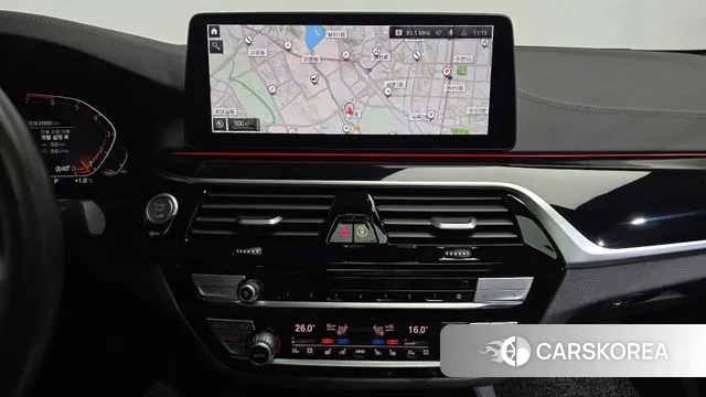 BMW 5 Series (G30) 2020 Белый из Кореи, фото 4