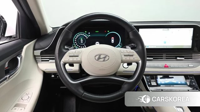 Hyundai The New Grandeur IG Hybrid 2022 Белый из Кореи, фото 4