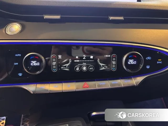 Genesis GV70 2021 Черный из Кореи, фото 4