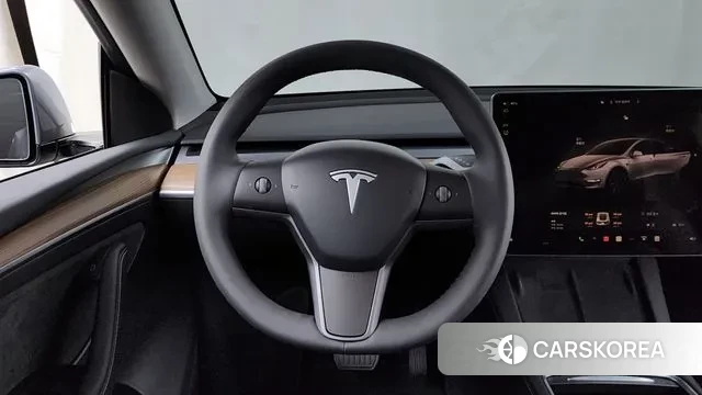 Tesla Model Y 2024 Серый из Кореи, фото 4