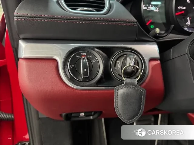 Porsche 718 Boxster 2018 Красный из Кореи, фото 4