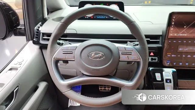 Hyundai Staria 2023 Черный из Кореи, фото 4