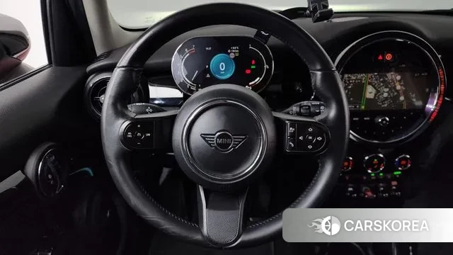 Mini Cooper 2022 Красный из Кореи, фото 4