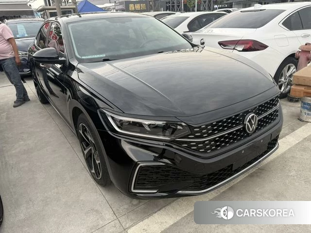 Volkswagen Passat 2023 Черный из Китая, фото 4