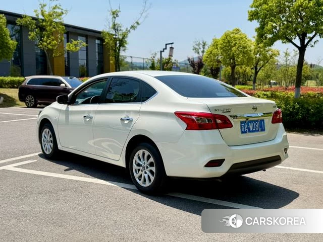 Nissan Xuan Yi 2024 Белый из Китая, фото 4