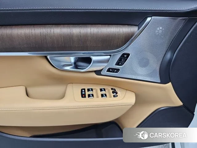 Volvo S90 2023 Белый из Кореи, фото 4
