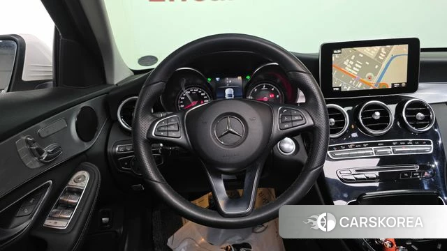 Mercedes-Benz C-Class W205 2018 Белый из Кореи, фото 4