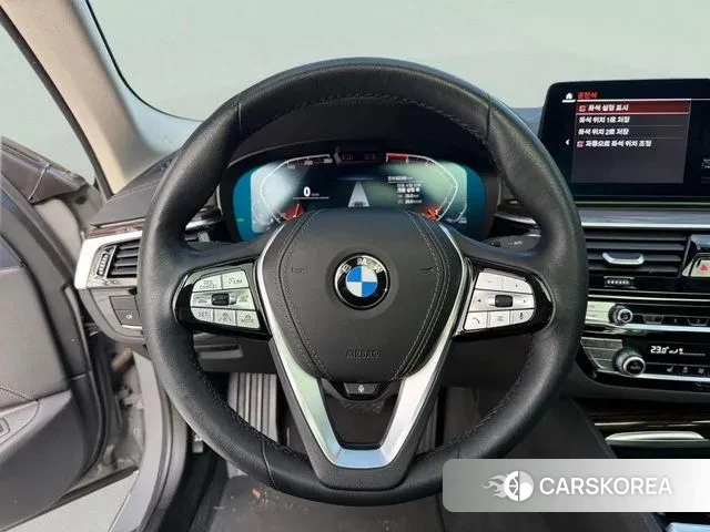 BMW 5 Series (G30) 2022 Серый из Кореи, фото 4