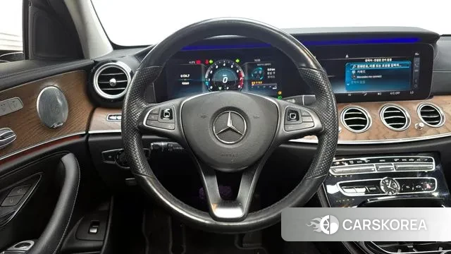 Mercedes-Benz E-Class W213 2018 Белый из Кореи, фото 4