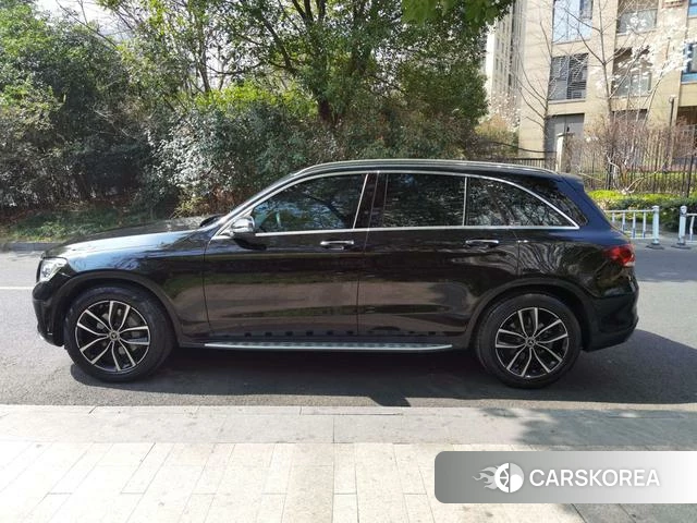 Mercedes-Benz GLC 2021 Черный из Китая, фото 4